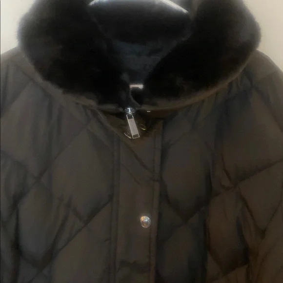 London Fog Women's Black Puffer Coat - Picture 3 of 7